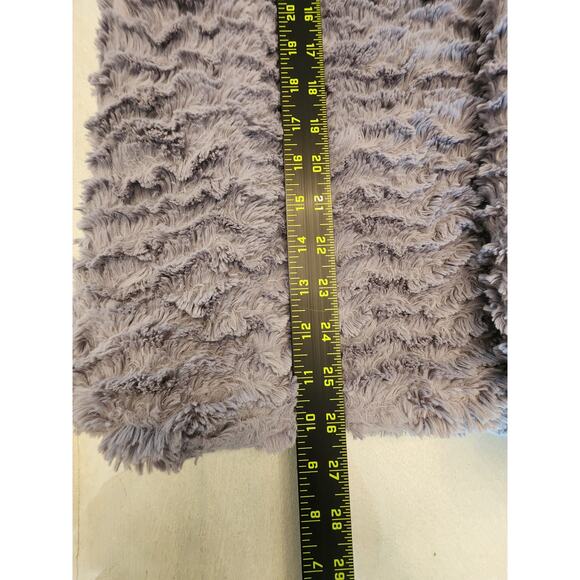 Patagonia Girls Coat Jacket SZ XXL (16-18) Gray Faux Fur - Picture 5 of 7